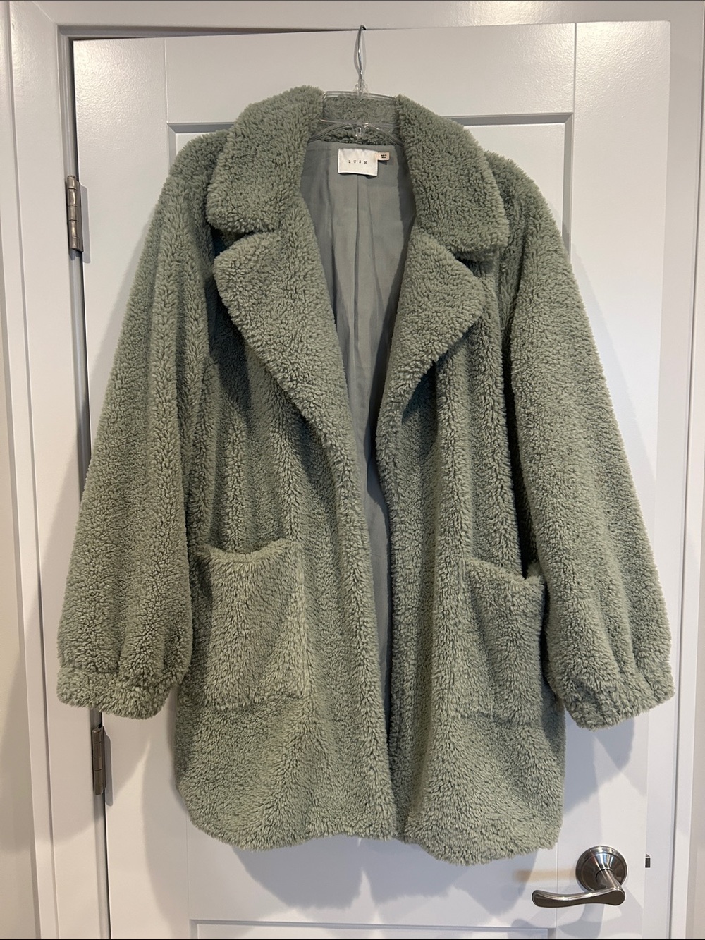 Lush brand Sage Green Plush Teddy Coat-Patch Pockets and elastic sleeves. Size L